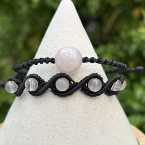 Vòng tay macrame kết hợp đá Rose quartz (MC-BRA-ROQZ-8)
