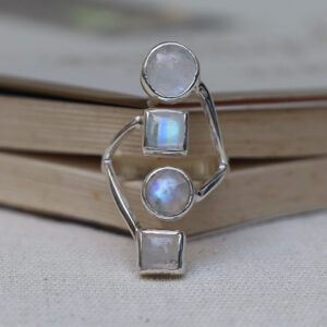 Nhẫn bạc đá Moonstone (SL-RNG-MON-83)