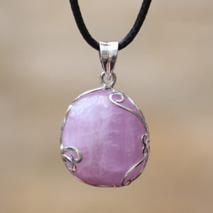 Mặt dây chuyền bạc đá Kunzite (SL-PEN-KUN-96)