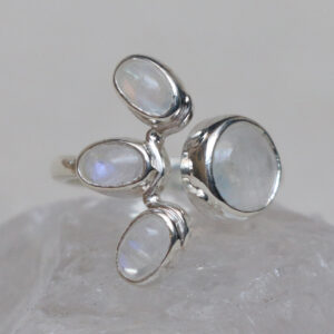 Nhẫn bạc đá Moonstone (SL-RNG-MON-134)