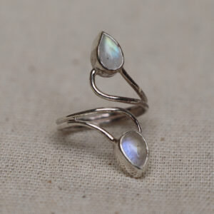 Nhẫn bạc đá Moonstone (SL-RNG-MON-133)